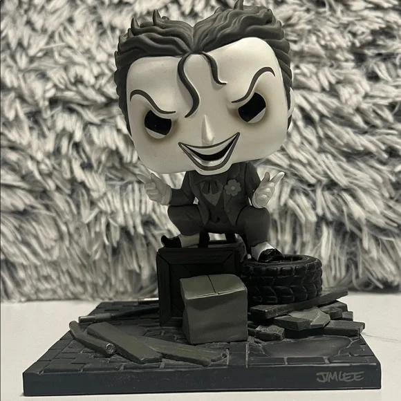 Funko Pop Joker Figure in Gray and Black Out of Box - Picture 2 of 6